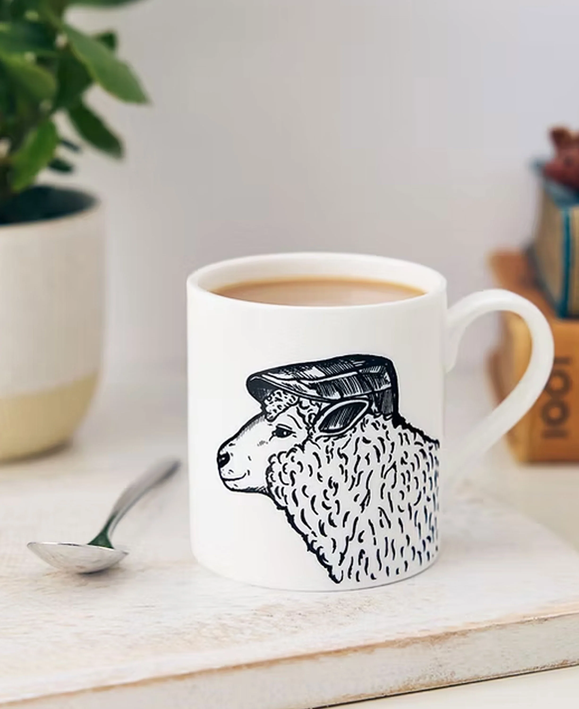 Ivor Sheep Bone China Mug - Opaque Black - Image 2