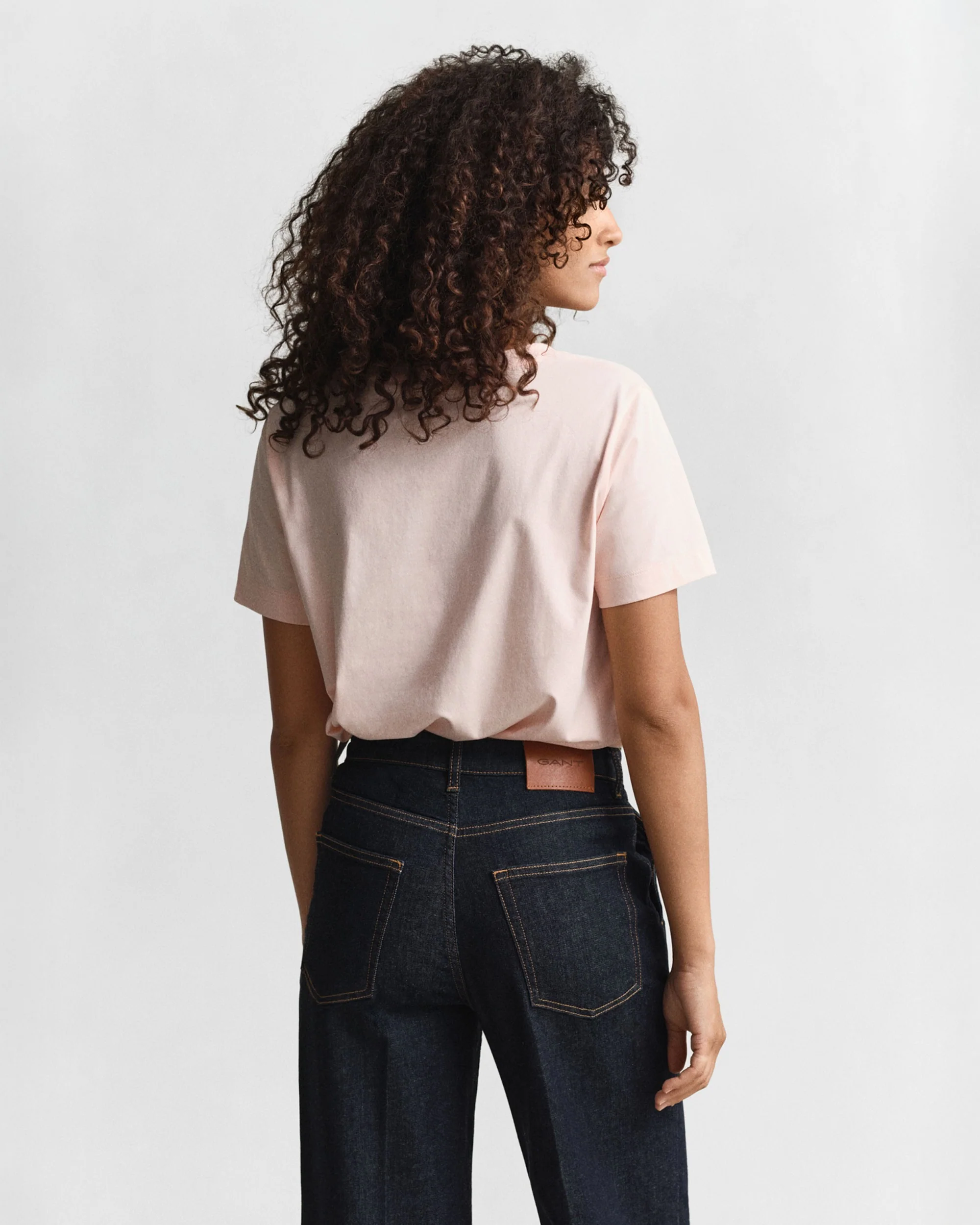 Regular Fit Shield Short Sleeve V-Neck T-Shirt - Apricot Pink - Image 3